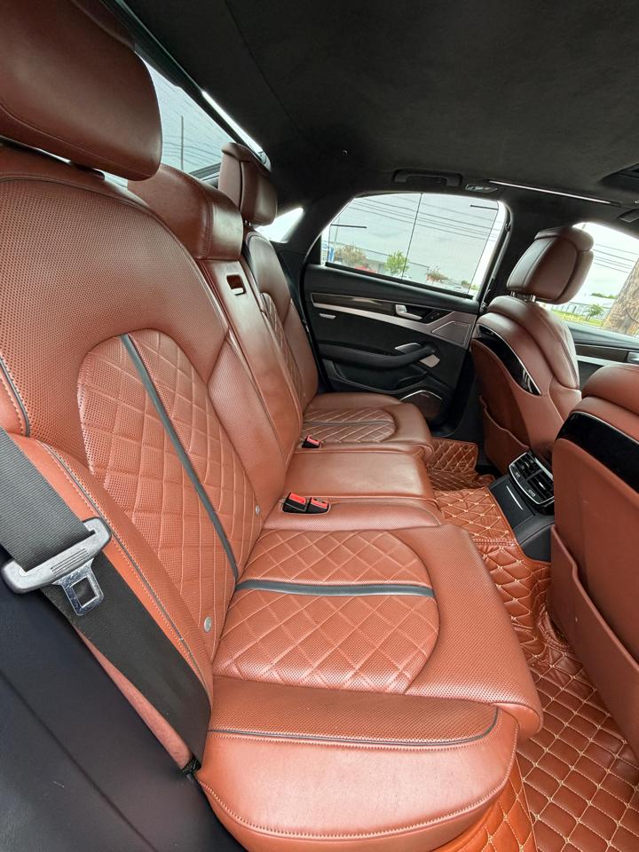 Audi S8 plus 4.0 TFSI 2017