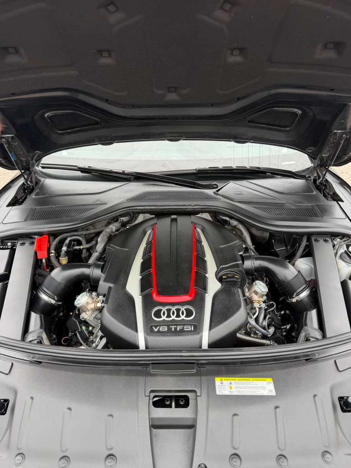 Audi S8 plus 4.0 TFSI 2017