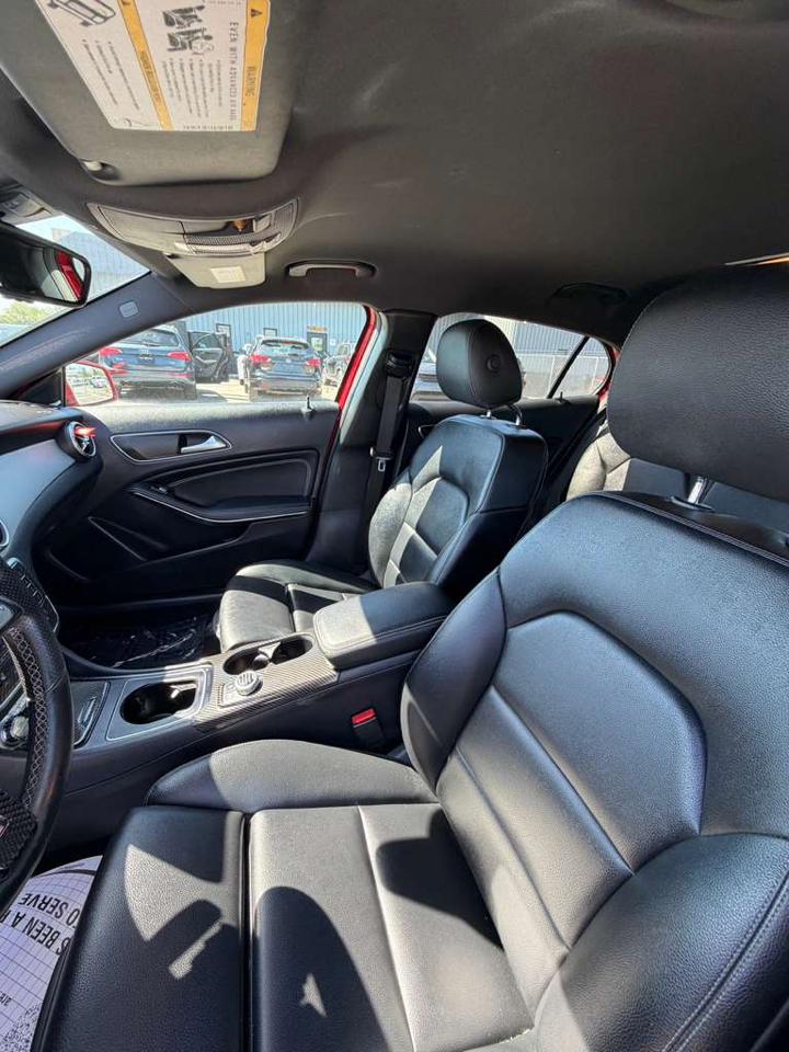 Mercedes-Benz GLA FWD 4dr GLA 250 2016