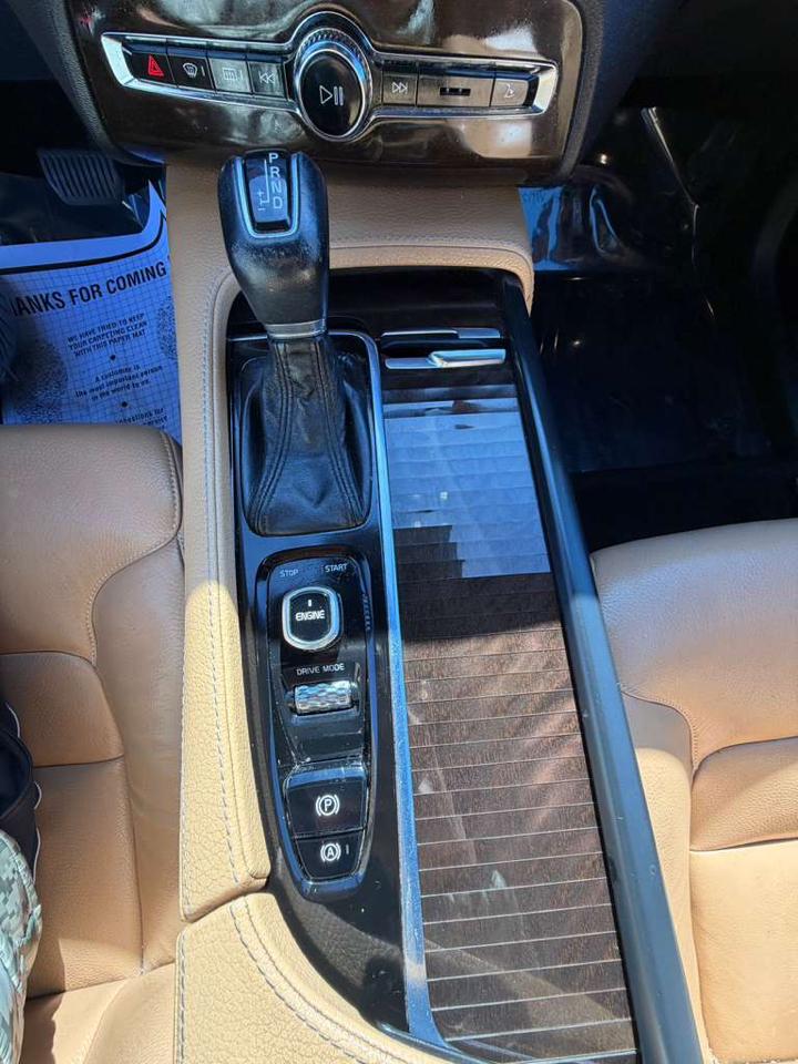 Volvo XC90 AWD 4dr T6 Momentum 2016