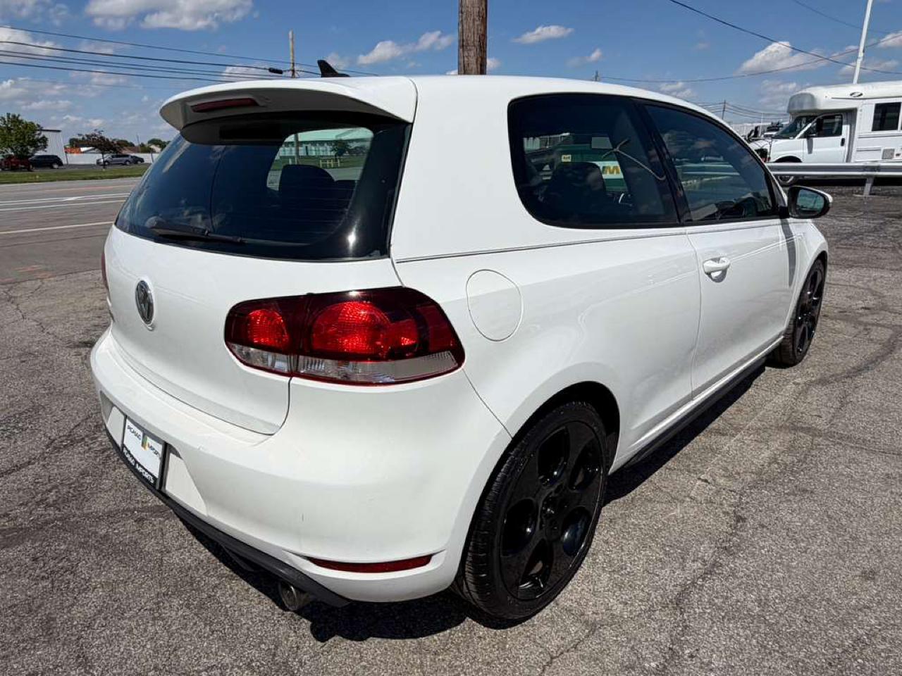 Volkswagen GTI 2dr HB DSG w/Sunroof & Navi PZEV 2012