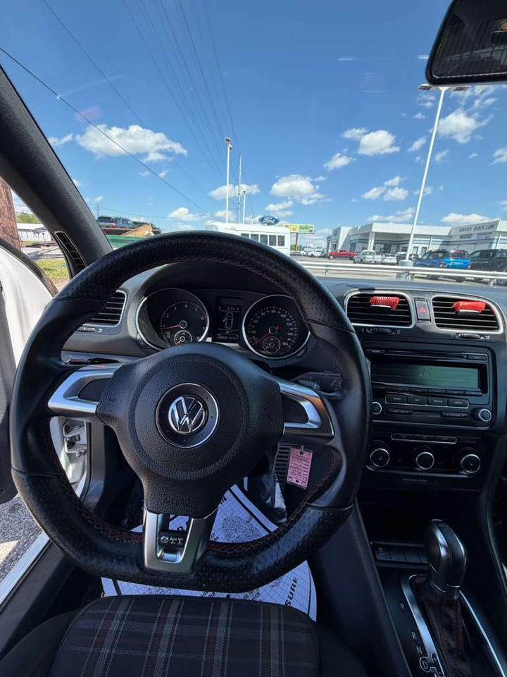 Volkswagen GTI 2dr HB DSG w/Sunroof & Navi PZEV 2012