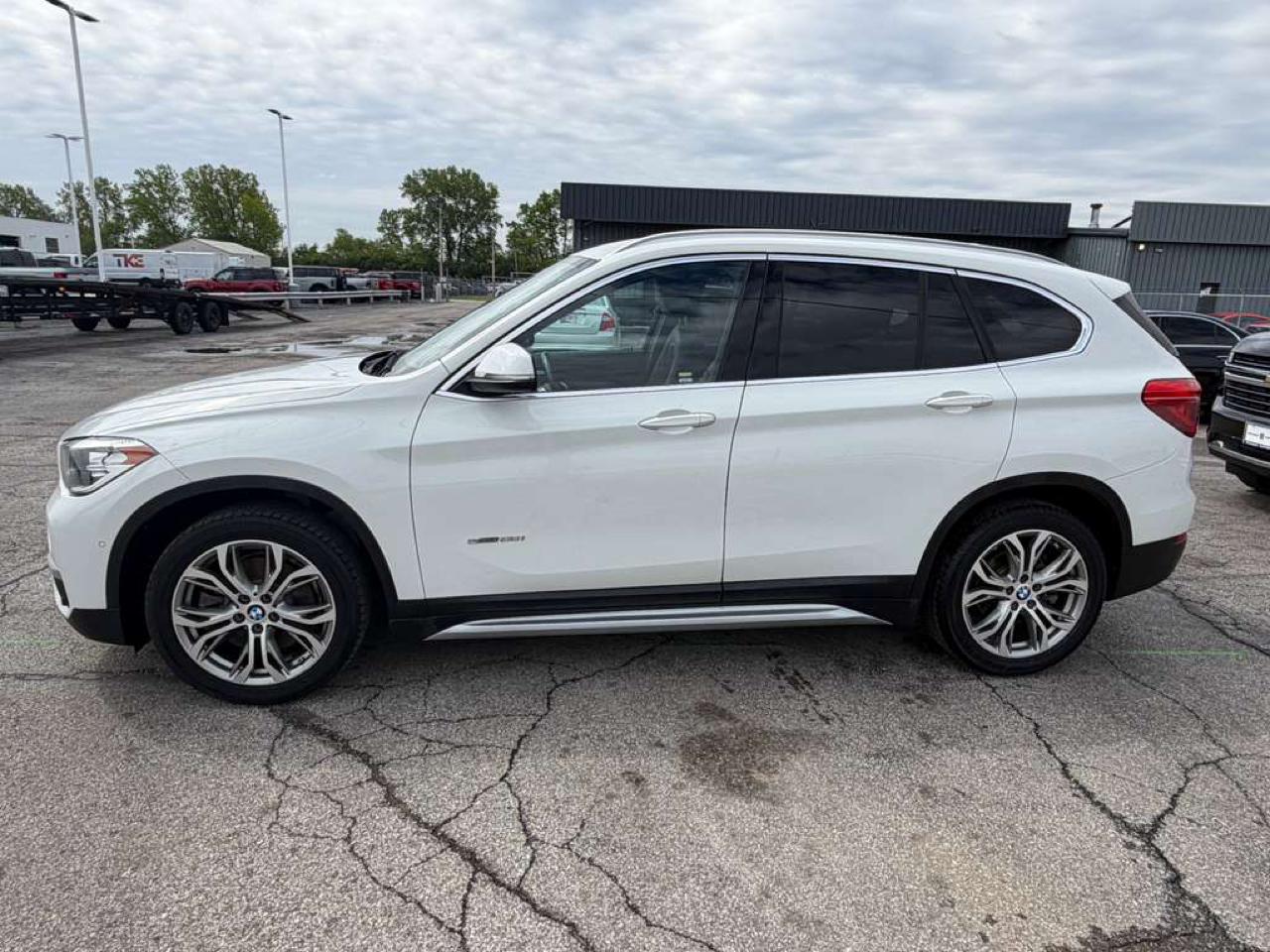 BMW X1 sDrive28i Sports Activity Vehicle 2017
