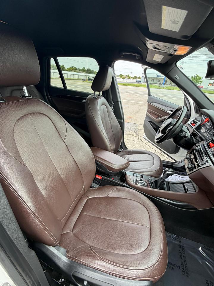 BMW X1 sDrive28i Sports Activity Vehicle 2017