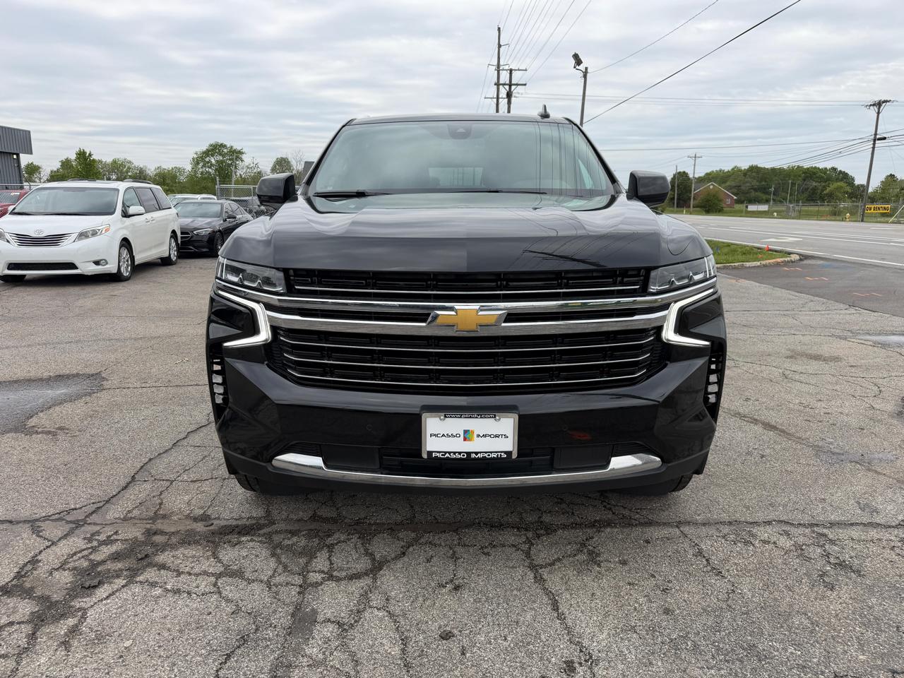 Chevrolet Suburban 4WD 4dr LT 2022