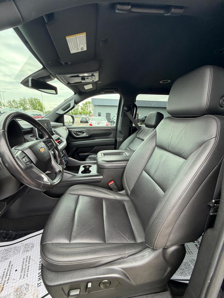Chevrolet Suburban 4WD 4dr LT 2022