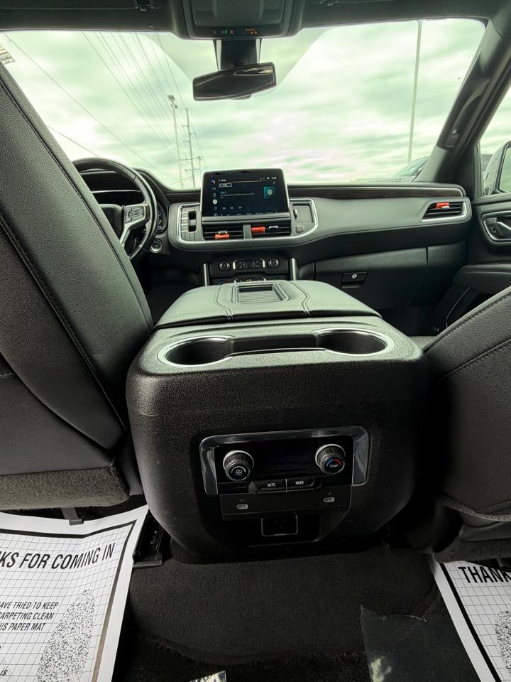 Chevrolet Suburban 4WD 4dr LT 2022