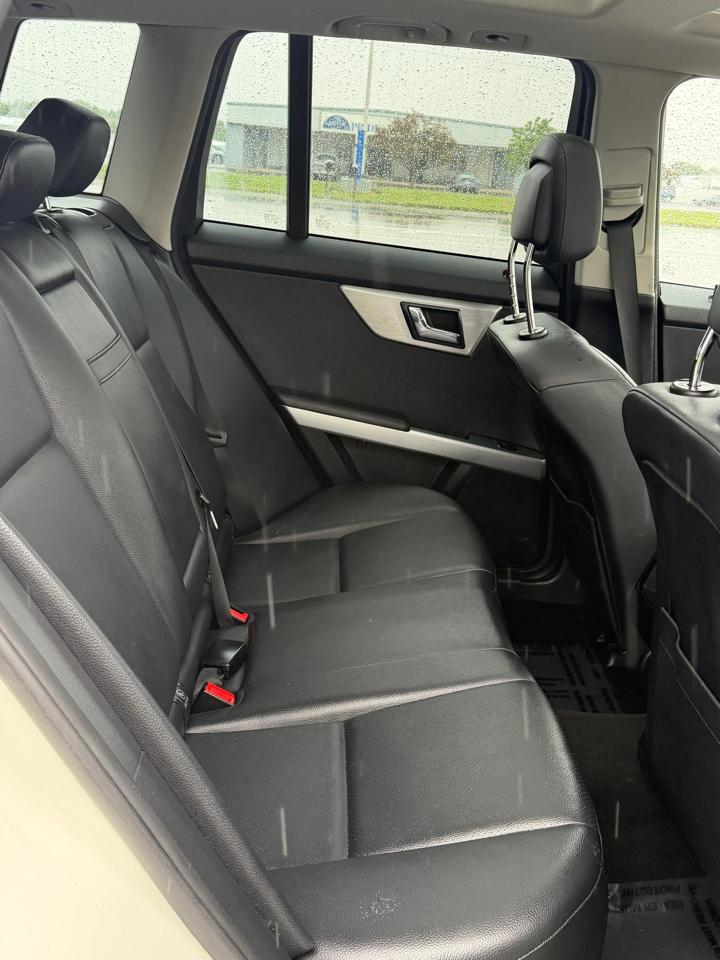 Mercedes-Benz GLK-Class 4MATIC 4dr GLK 350 2011