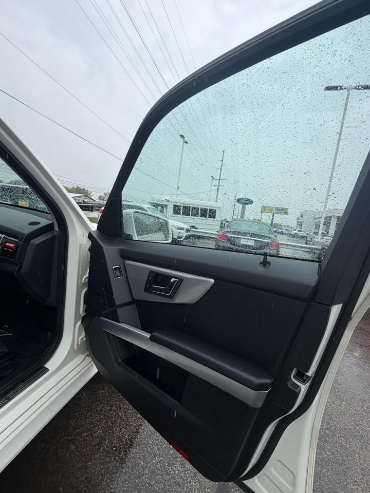 Mercedes-Benz GLK-Class 4MATIC 4dr GLK 350 2011