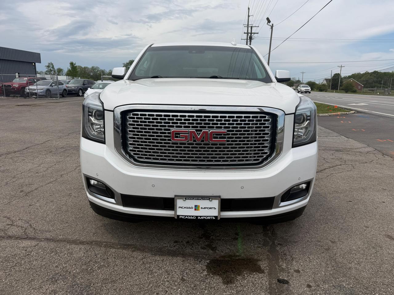 GMC Yukon XL 4WD 4dr Denali 2016
