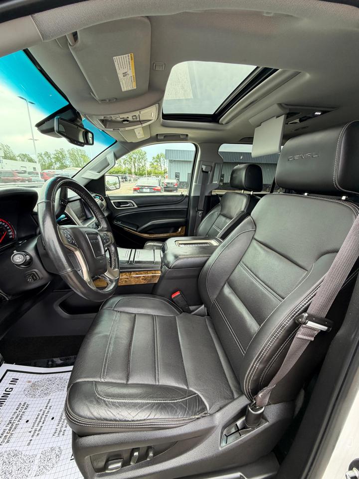 GMC Yukon XL 4WD 4dr Denali 2016