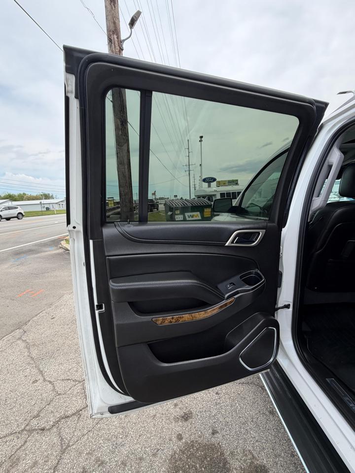 GMC Yukon XL 4WD 4dr Denali 2016