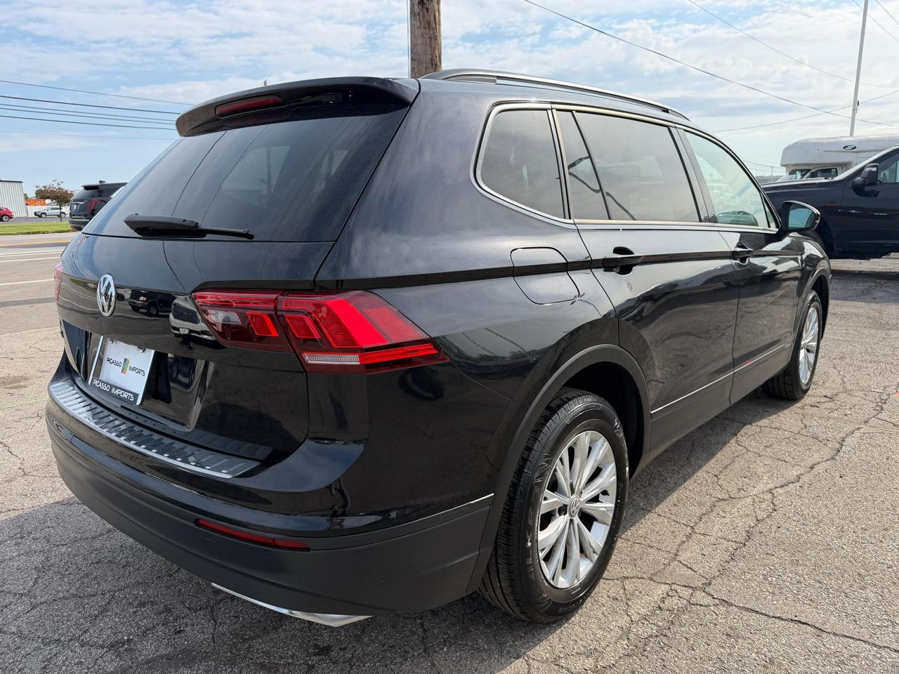 Volkswagen Tiguan 2.0T S FWD 2019