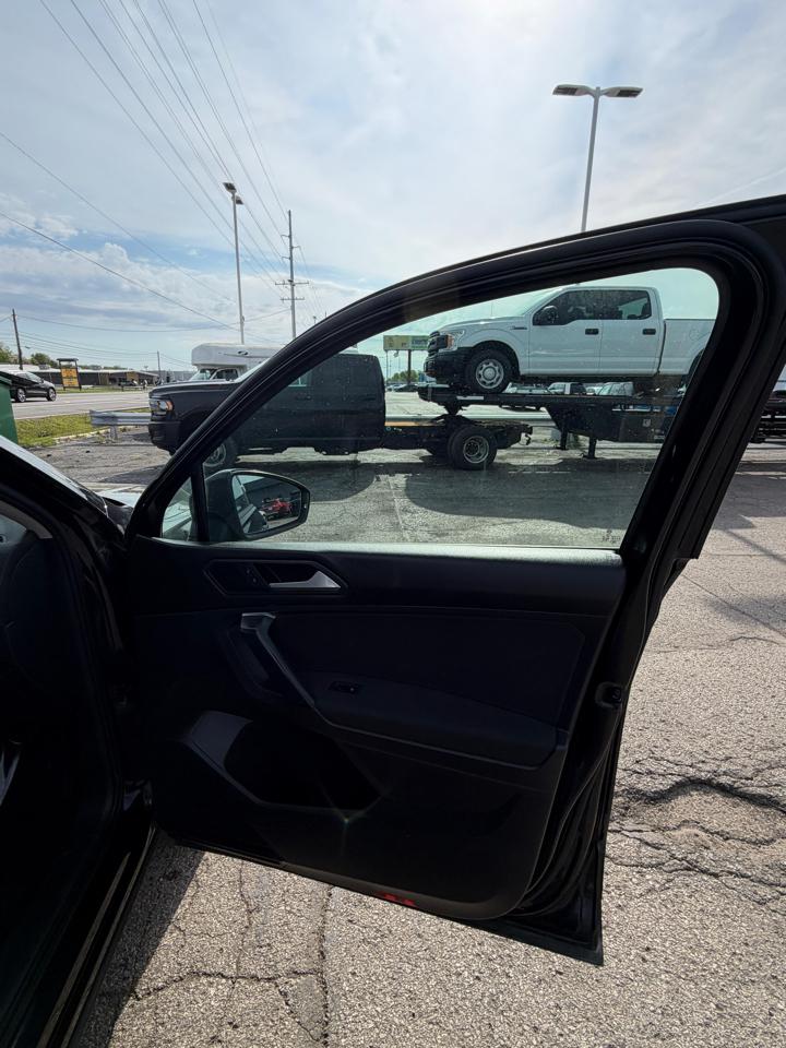 Volkswagen Tiguan 2.0T S FWD 2019