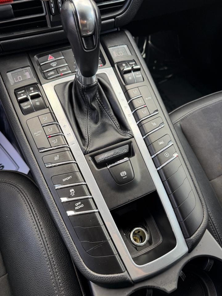 Porsche Macan AWD 2020