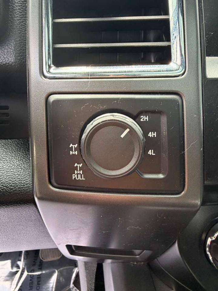 Ford F-150 4WD SuperCrew 150" FX4 2016