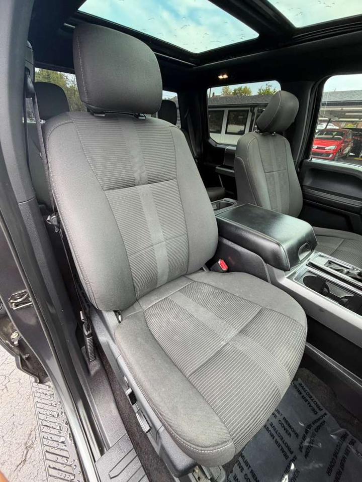 Ford F-150 4WD SuperCrew 150" FX4 2016