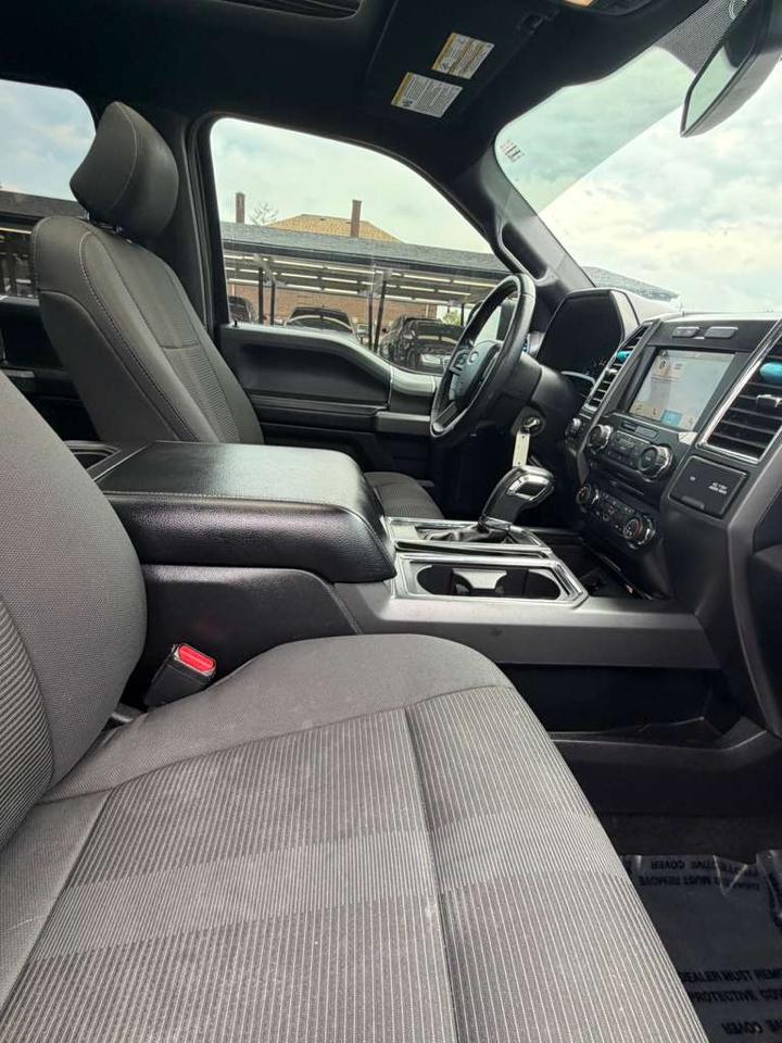 Ford F-150 4WD SuperCrew 150" FX4 2016