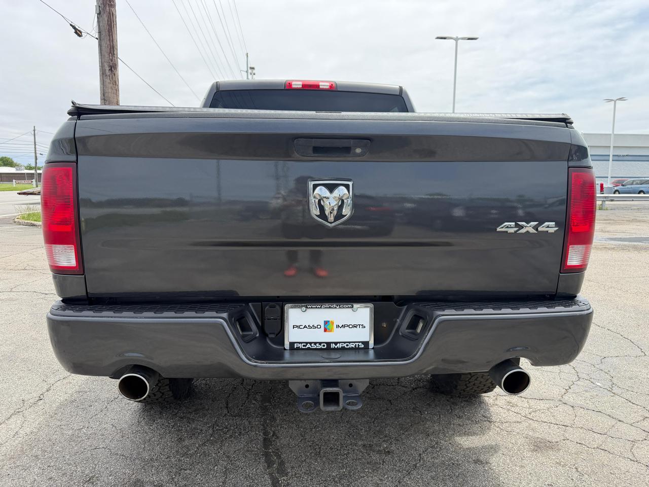 RAM 1500 4WD Crew Cab 140.5" Express 2014
