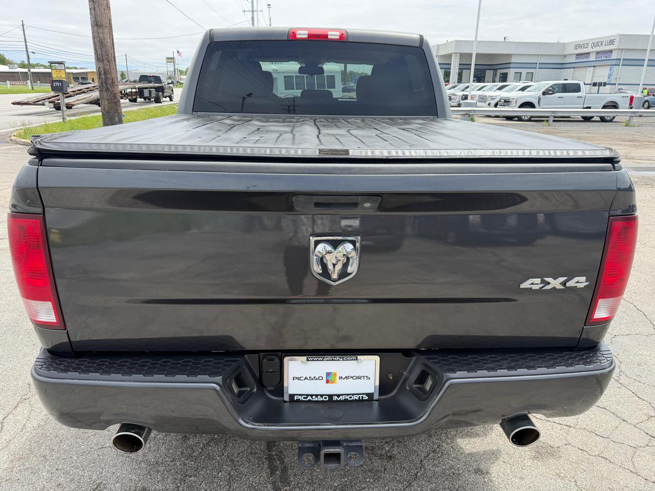 RAM 1500 4WD Crew Cab 140.5" Express 2014