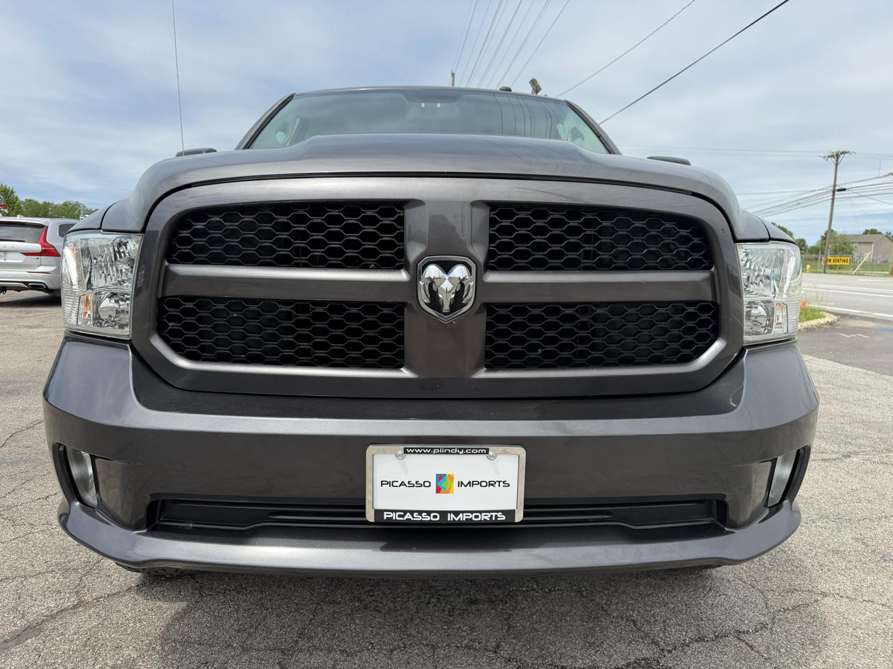 RAM 1500 4WD Crew Cab 140.5" Express 2014