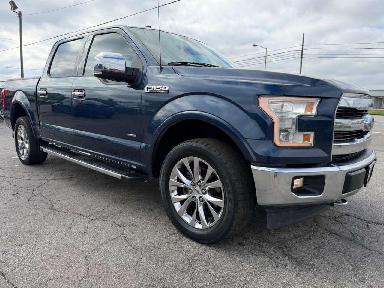 Ford F-150 Lariat 4WD SuperCrew 5.5' Box 2017