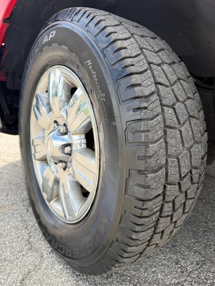 Ford F-150 4WD SuperCrew 139" XLT 2011