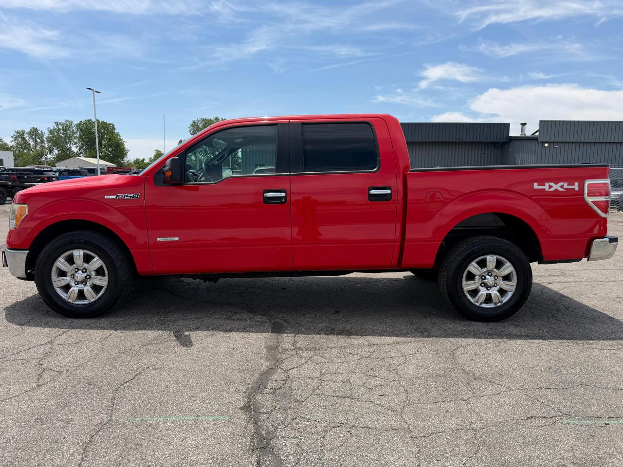 Ford F-150 4WD SuperCrew 139" XLT 2011