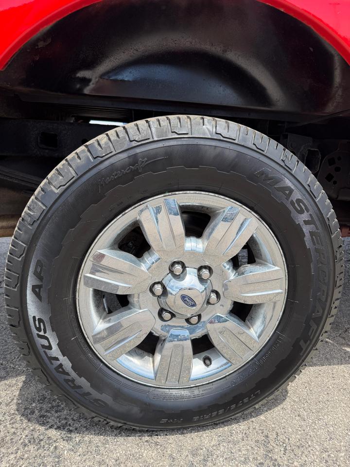Ford F-150 4WD SuperCrew 139" XLT 2011