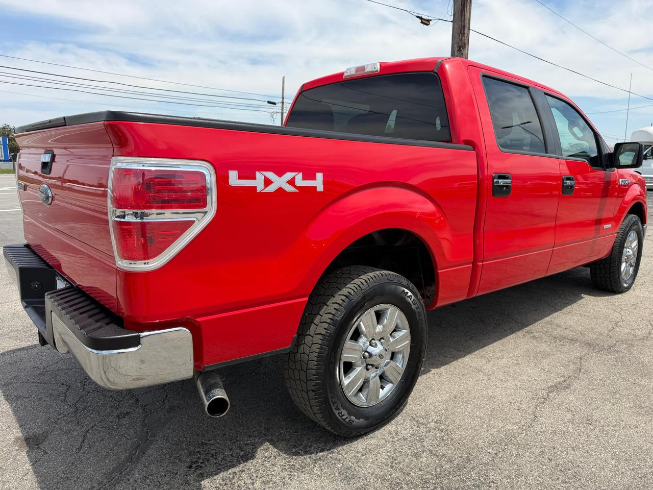 Ford F-150 4WD SuperCrew 139" XLT 2011