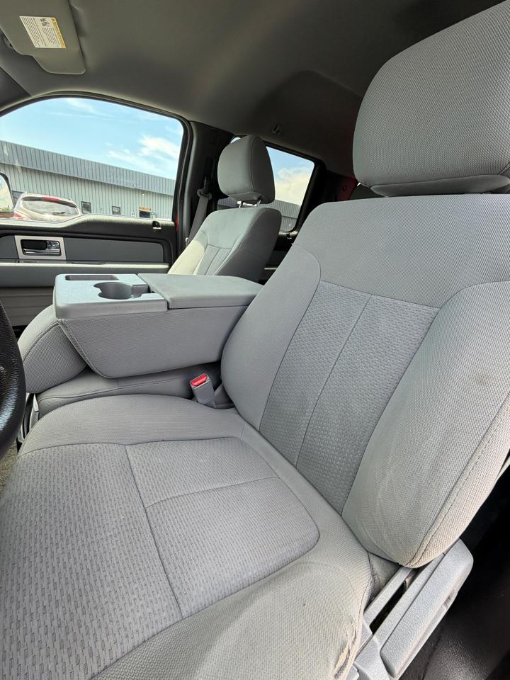 Ford F-150 4WD SuperCrew 139" XLT 2011