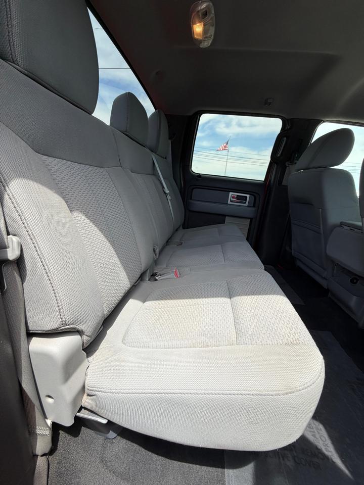 Ford F-150 4WD SuperCrew 139" XLT 2011