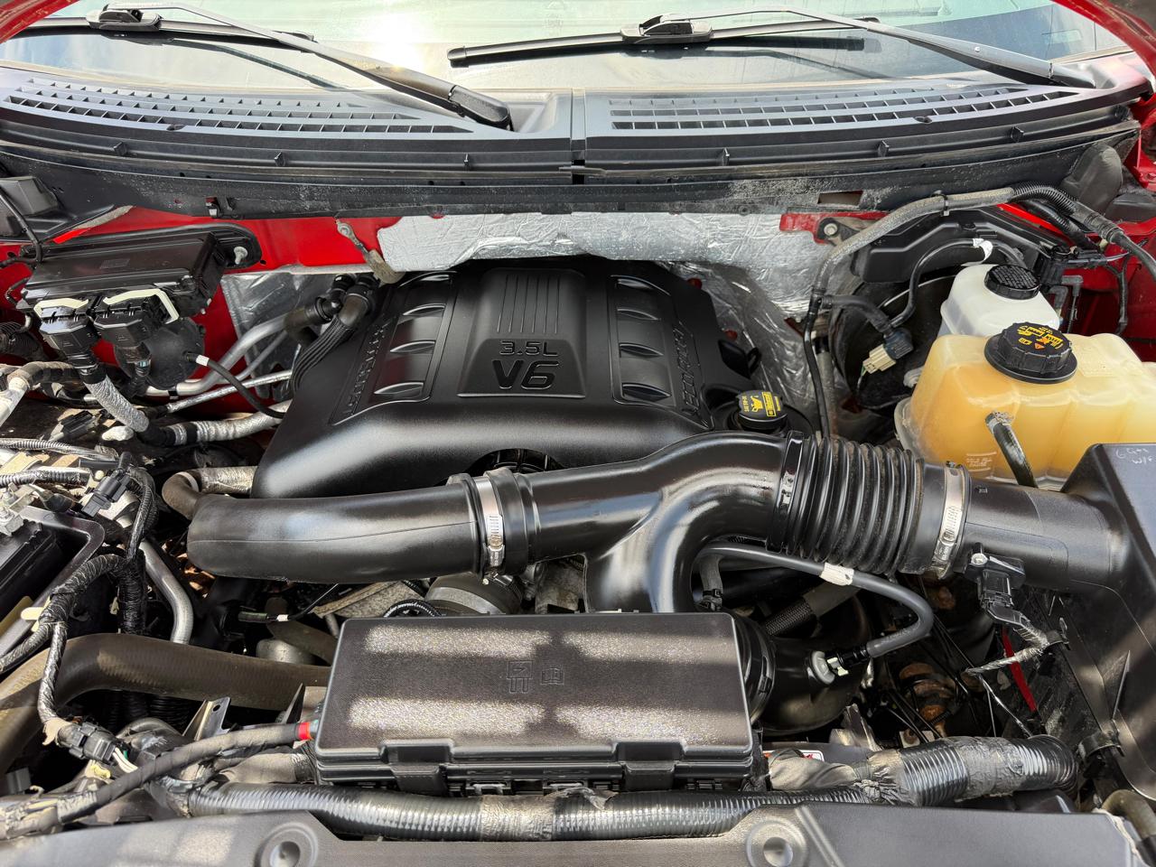 Ford F-150 4WD SuperCrew 139" XLT 2011