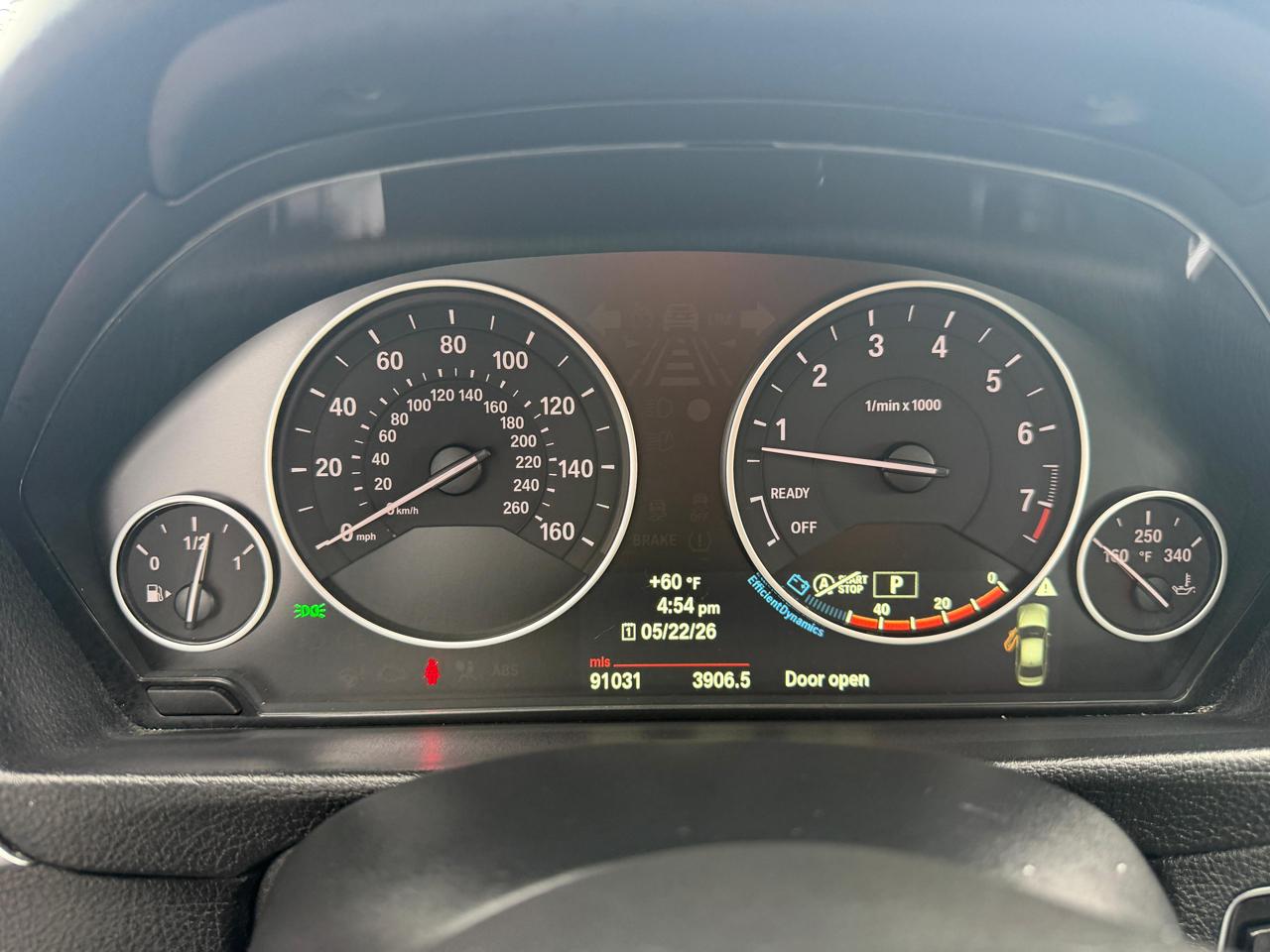 BMW 3 Series 4dr Sdn 328i RWD 2013