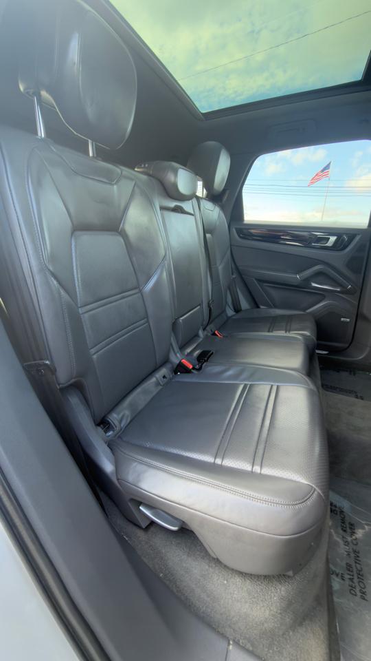 Porsche Cayenne AWD 2019