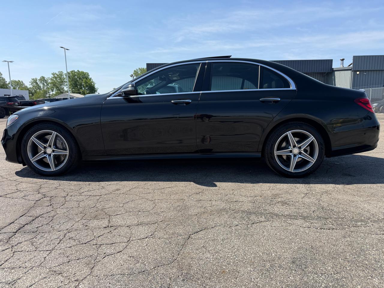 Mercedes-Benz E-Class E 300 Sport 4MATIC Sedan 2017
