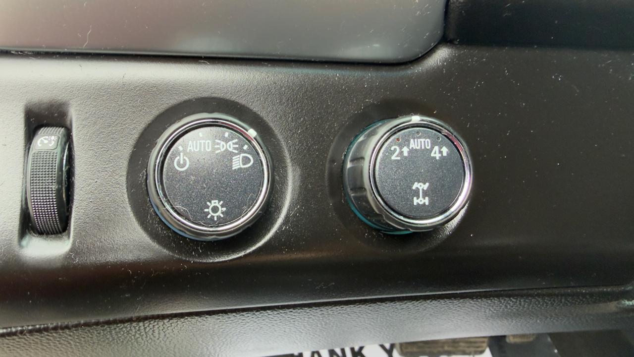 Chevrolet Tahoe 4WD 4dr LT 2017