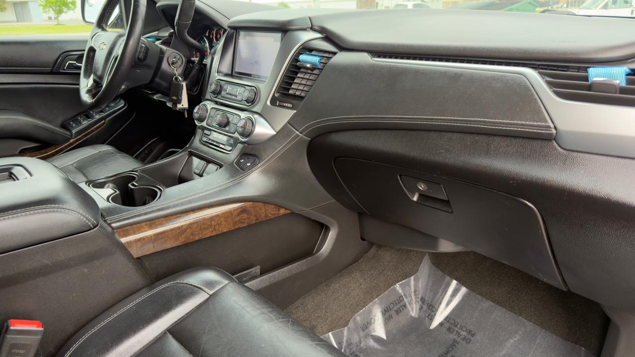 Chevrolet Tahoe 4WD 4dr LT 2017