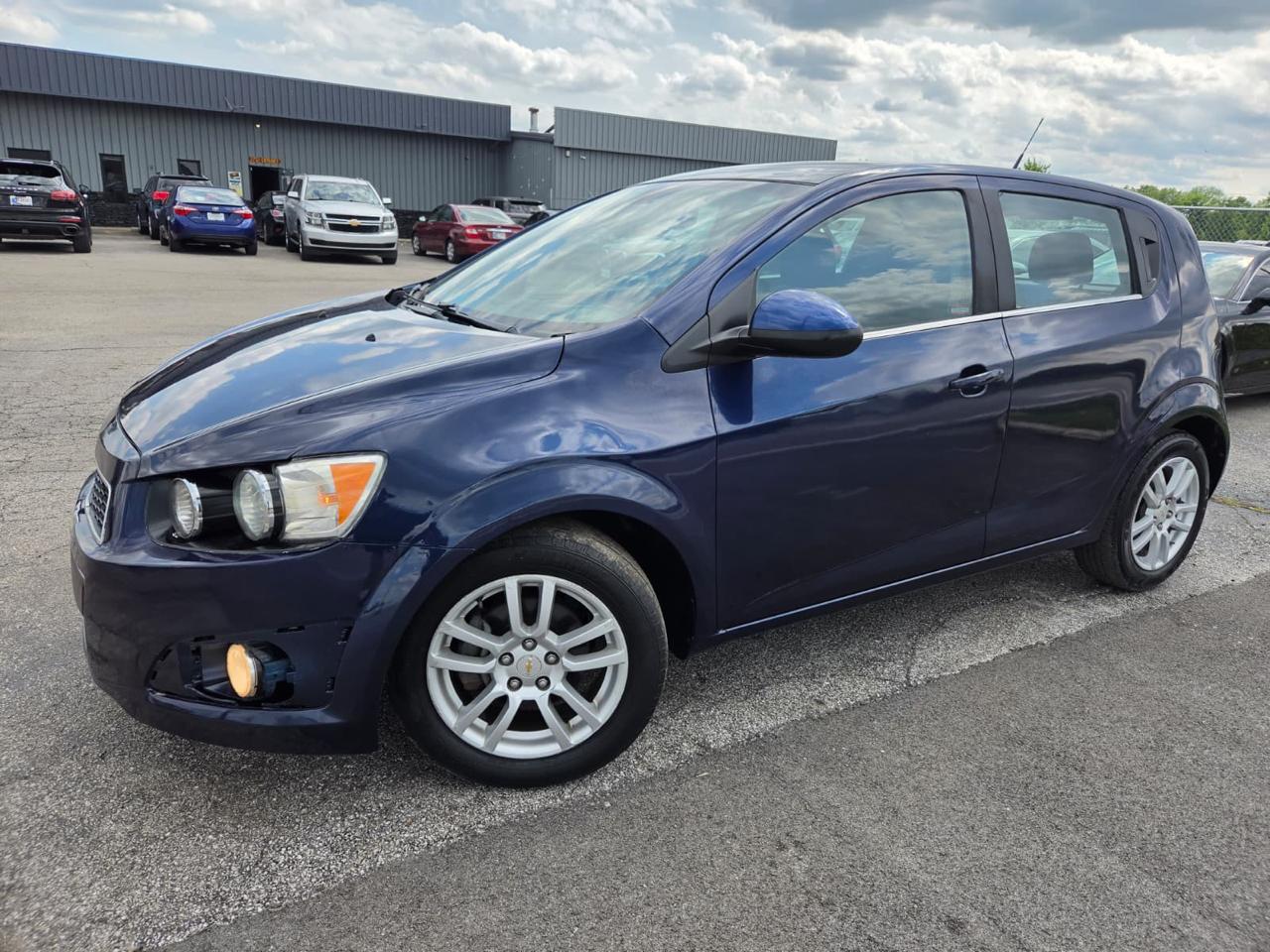 Chevrolet Sonic 5dr HB LT 2LT 2012