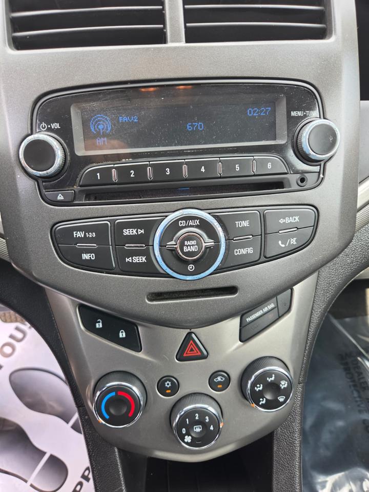 Chevrolet Sonic 5dr HB LT 2LT 2012