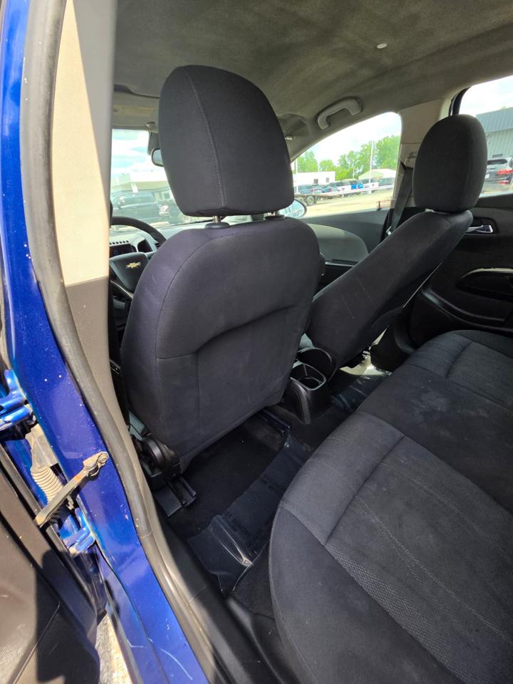 Chevrolet Sonic 5dr HB LT 2LT 2012