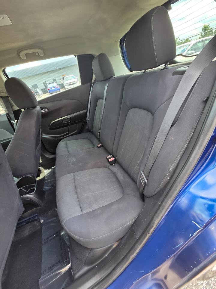 Chevrolet Sonic 5dr HB LT 2LT 2012