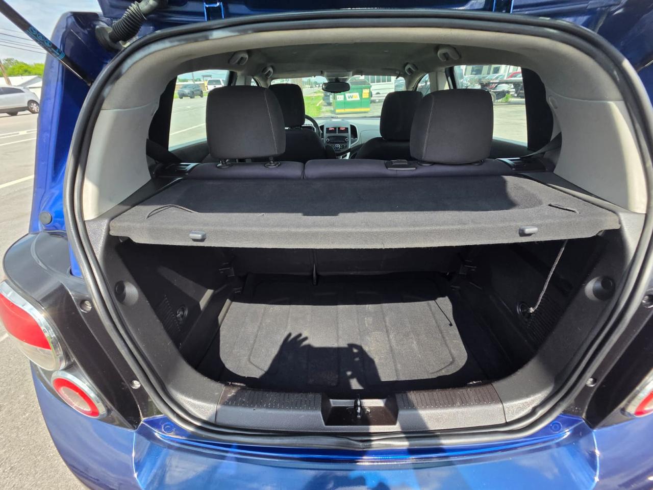 Chevrolet Sonic 5dr HB LT 2LT 2012