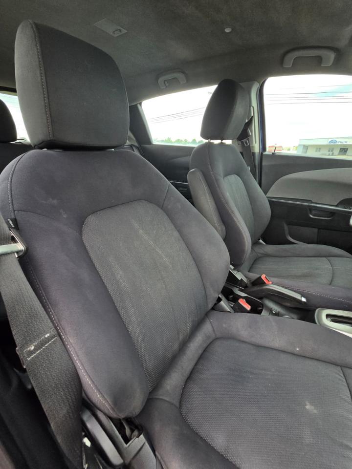 Chevrolet Sonic 5dr HB LT 2LT 2012