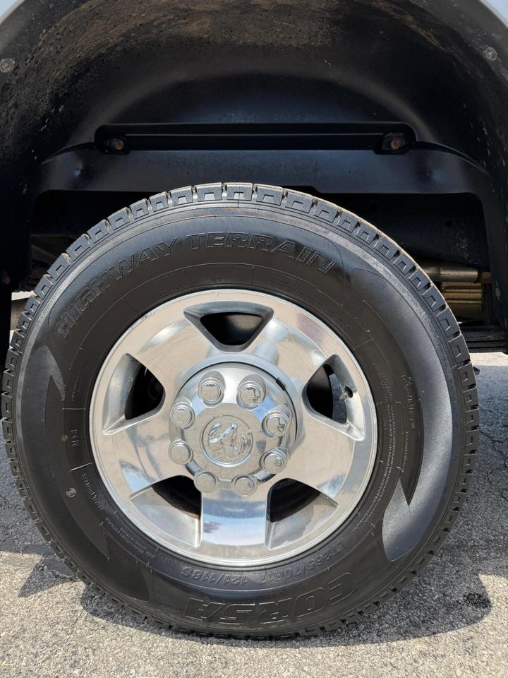RAM 2500 4WD Crew Cab 169" Outdoorsman 2012