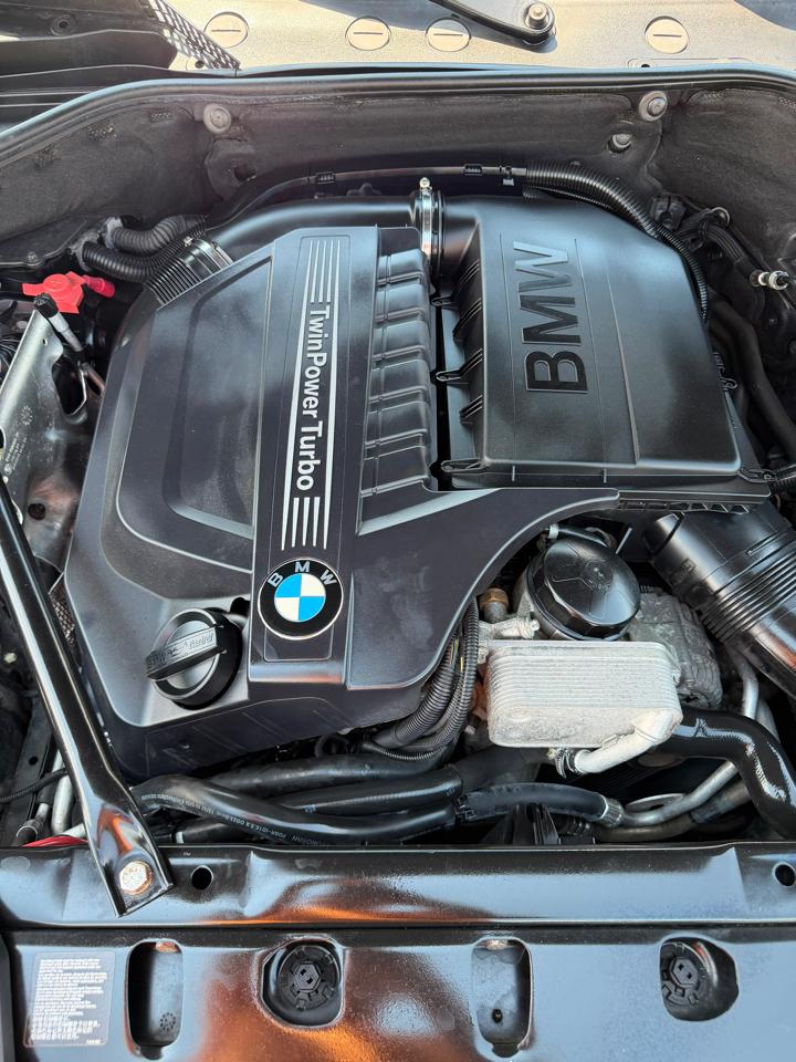 BMW 5 Series Gran Turismo 5dr 535i xDrive Gran Turismo AWD 2014