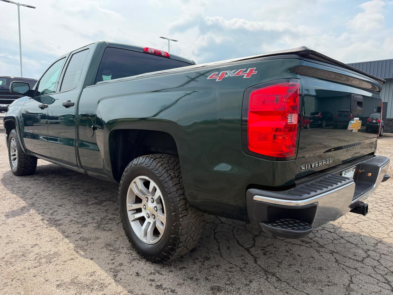 Chevrolet Silverado 1500 4WD Double Cab 143.5" LT w/1LT 2014