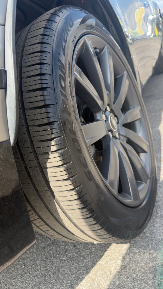 Land Rover Range Rover Velar P250 R-Dynamic SE 2018