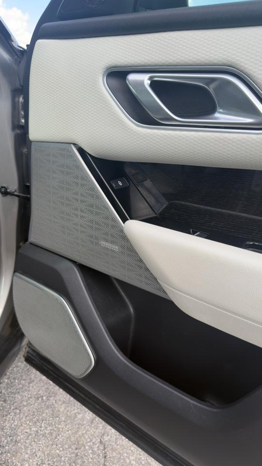 Land Rover Range Rover Velar P250 R-Dynamic SE 2018