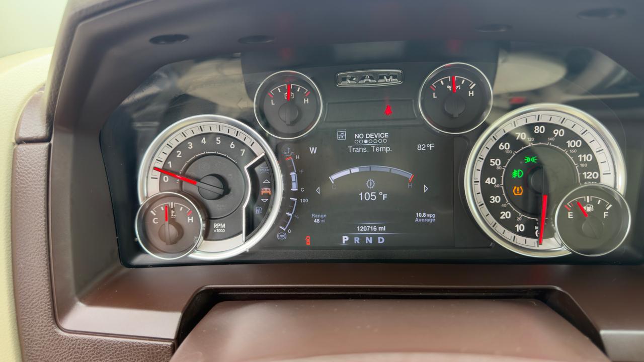 RAM 1500 4WD Quad Cab 140.5" Laramie 2013